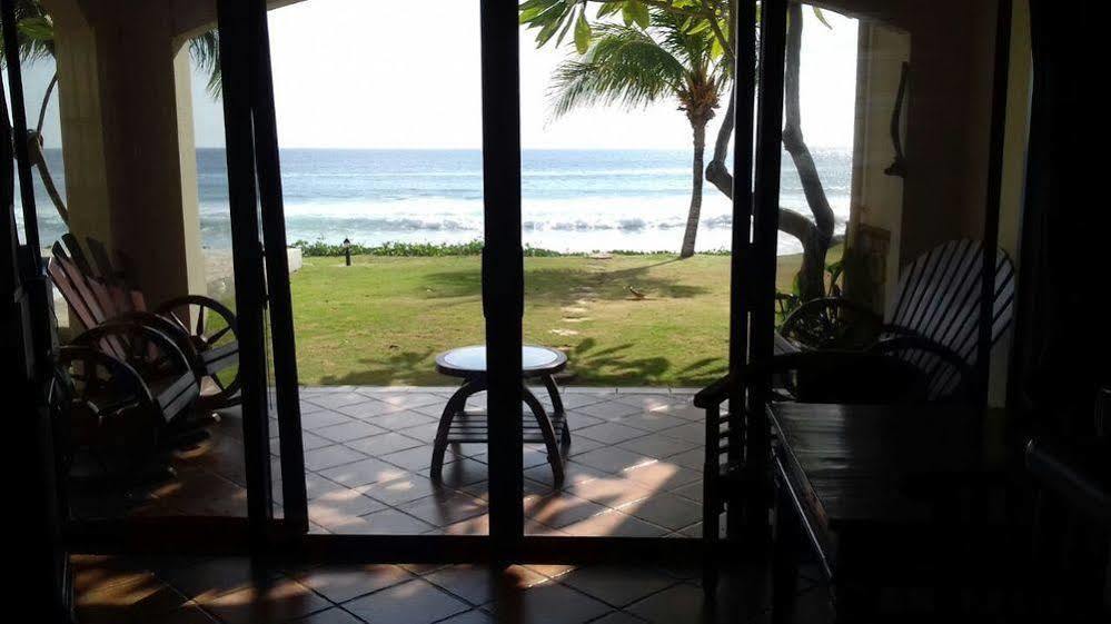 Hacienda Iguana Beach And Golf Resort Tola Exterior photo